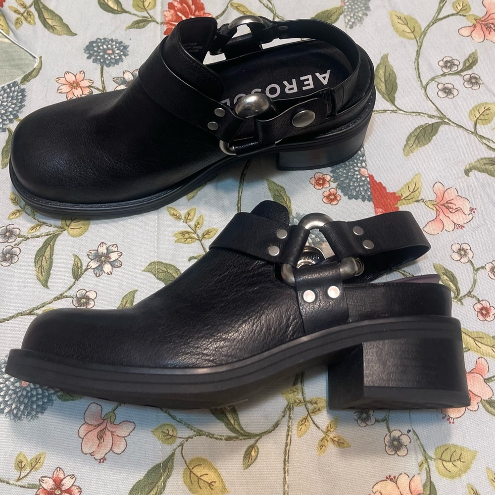 AEROSOLES Maya Black Leather Slip-On Heels